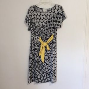 Donna Morgan printed dress with yellow tie